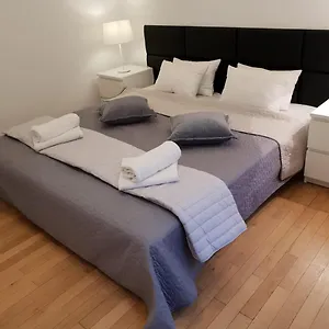 https://aparthotel-old-city.krakowhotelspoland.com